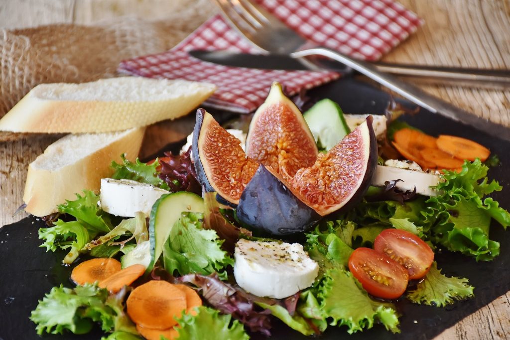 Eat healthy and delicious snacks