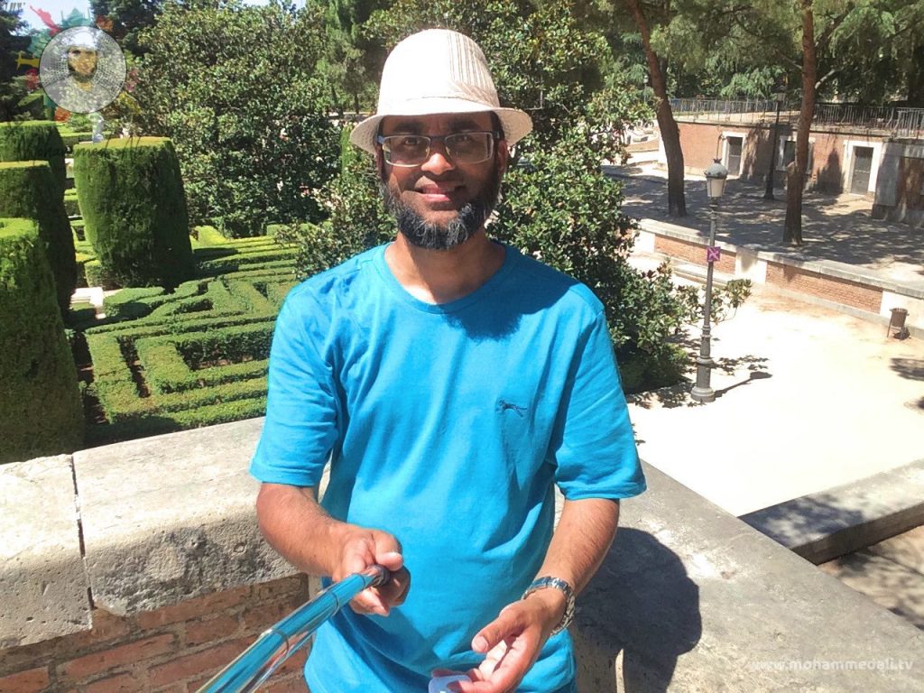 Standing in the beautiful Sabatini Gardens next to Royal Palace
