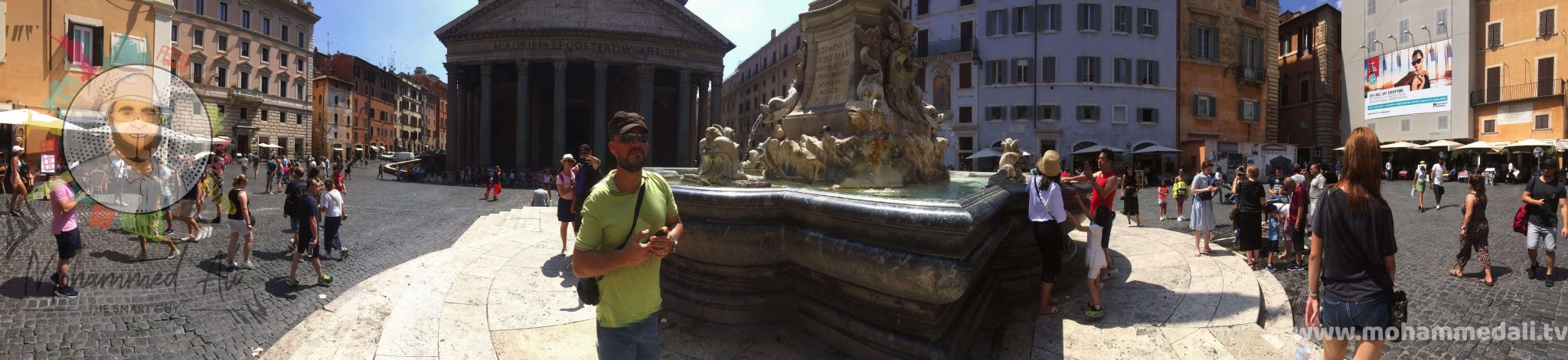 Panoramic view of Piazza della Rotonda in front of Pantheon in Rome Panoramic view of Piazza della Rotonda in front of Pantheon in Rome