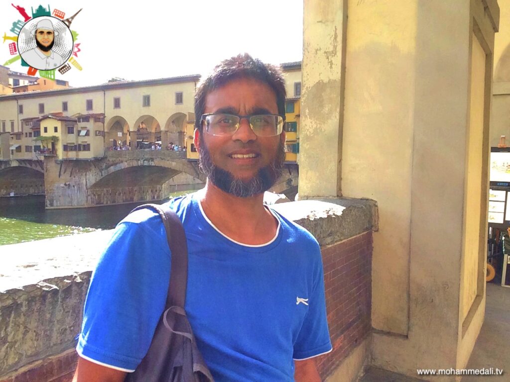 Ponte Vecchio | Standing under the Vasari Corridor